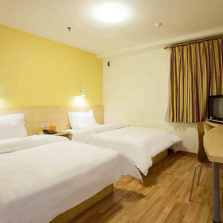 7Days Inn Changchun Renmin Avenue Pingquan Road Exterior photo